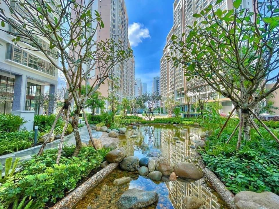 The Peak Midtown Twobedroom With Balcony Ho Chi Minh City Exterior photo